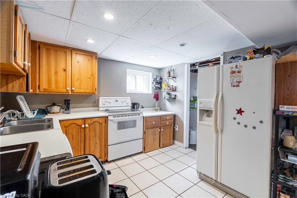 1519 Howland Avenue Property Photo 25