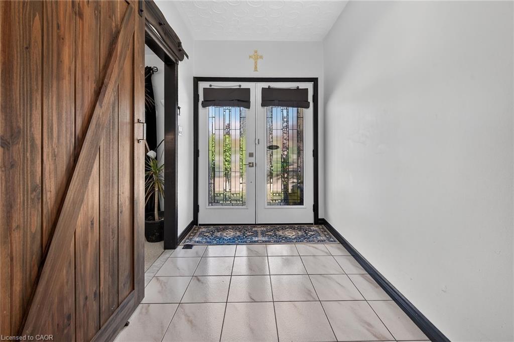 15 Ellen Avenue Property Photo 5