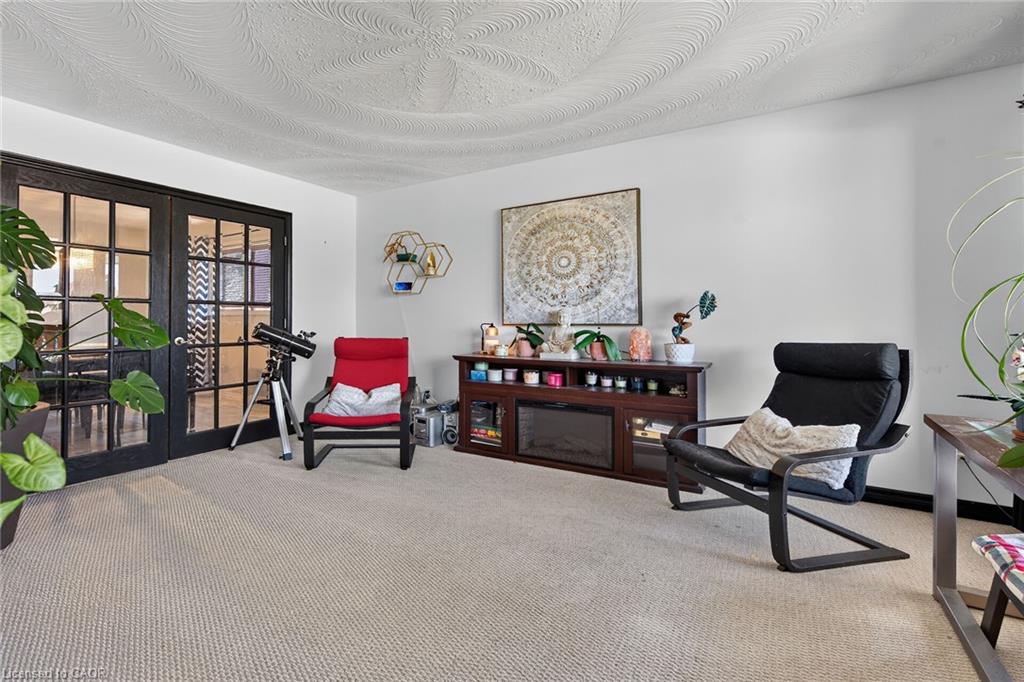 15 Ellen Avenue Property Photo 7