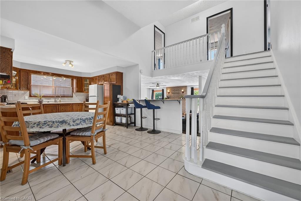 15 Ellen Avenue Property Photo 16