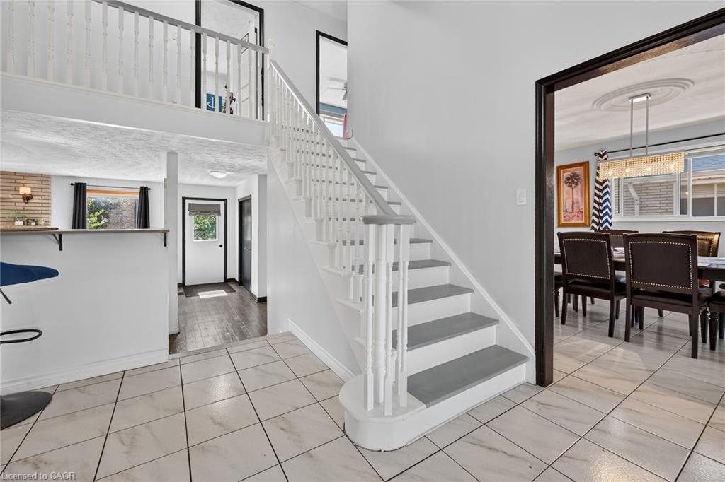 15 Ellen Avenue Property Photo 33