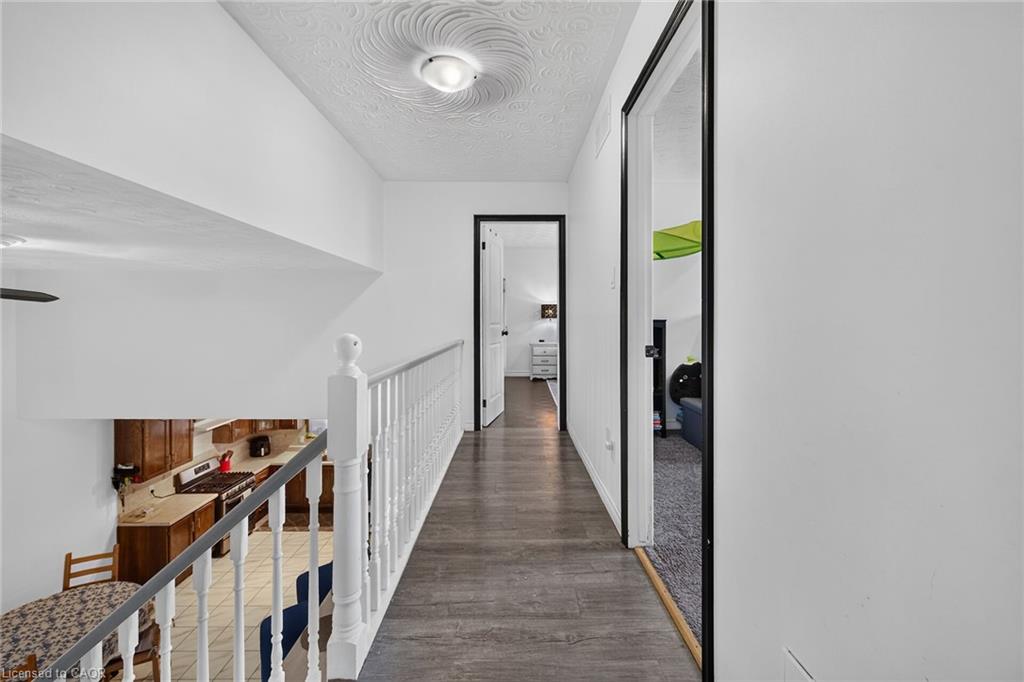 15 Ellen Avenue Property Photo 35
