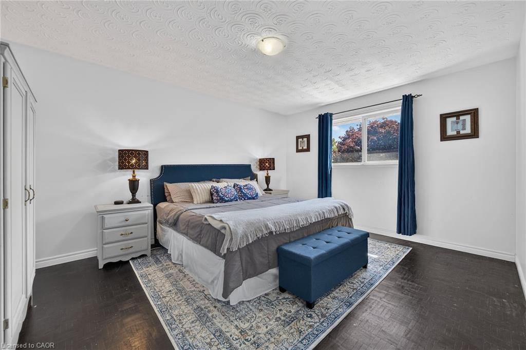15 Ellen Avenue Property Photo 36