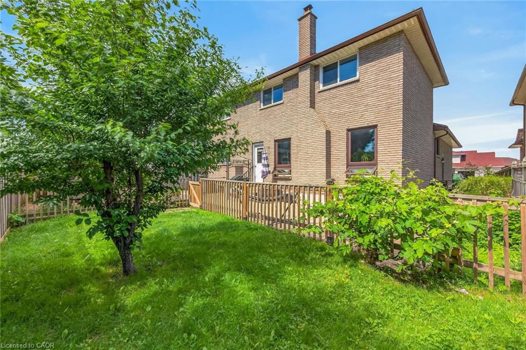 15 Ellen Avenue Property Photo 41