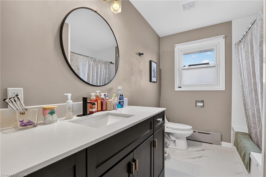 300 Knoll Street Property Photo 18