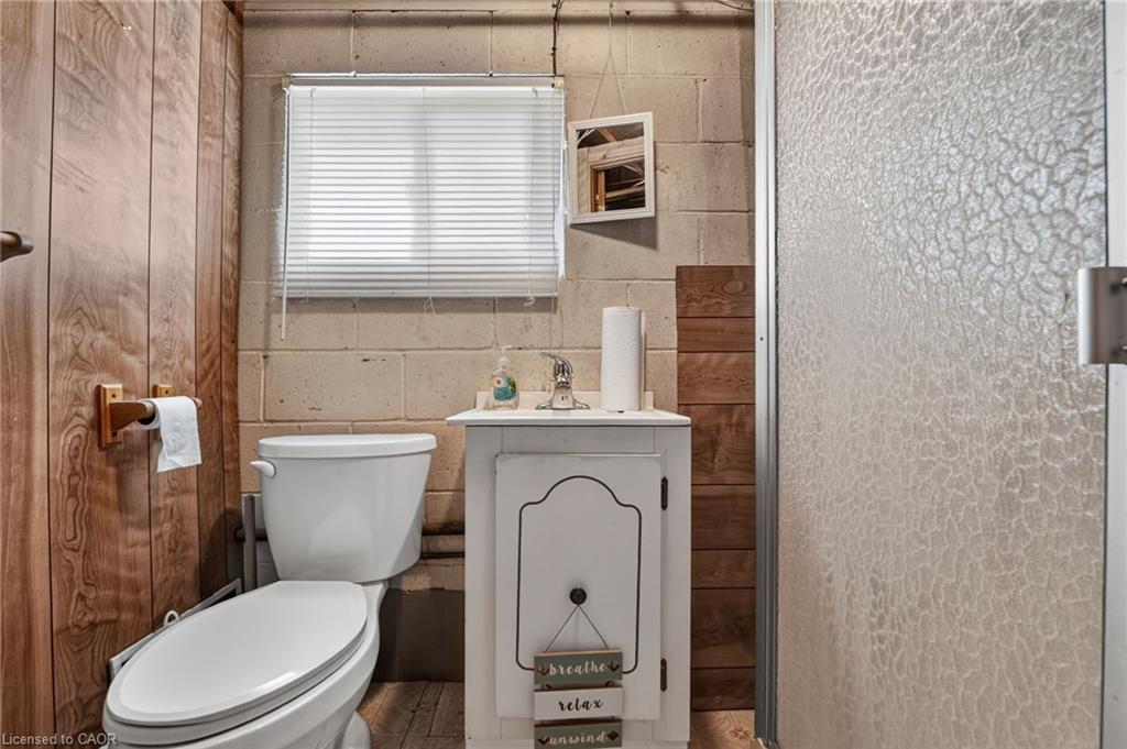 300 Knoll Street Property Photo 22