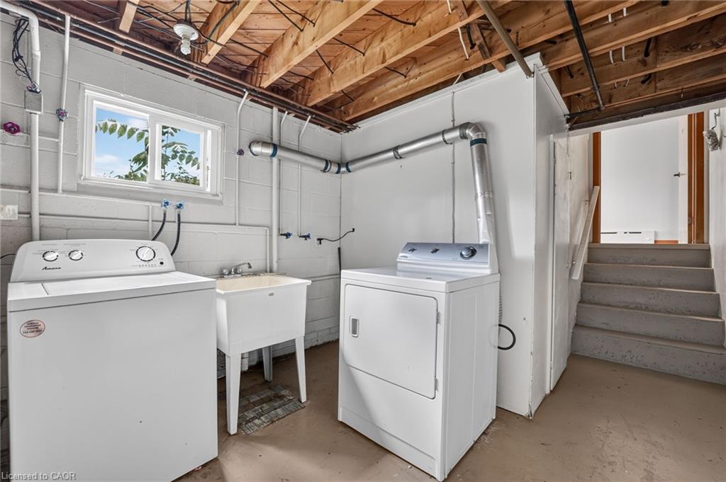 300 Knoll Street Property Photo 40