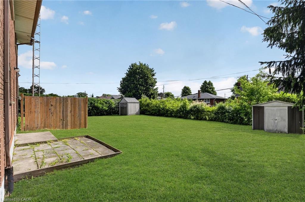 300 Knoll Street Property Photo 41