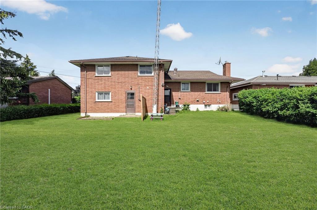 300 Knoll Street Property Photo 43