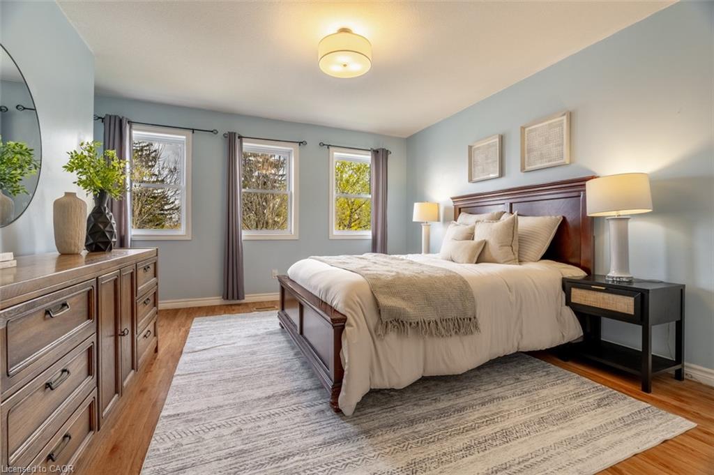 120 Charles Street E Property Photo 13