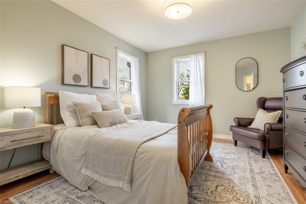 120 Charles Street E Property Photo 14