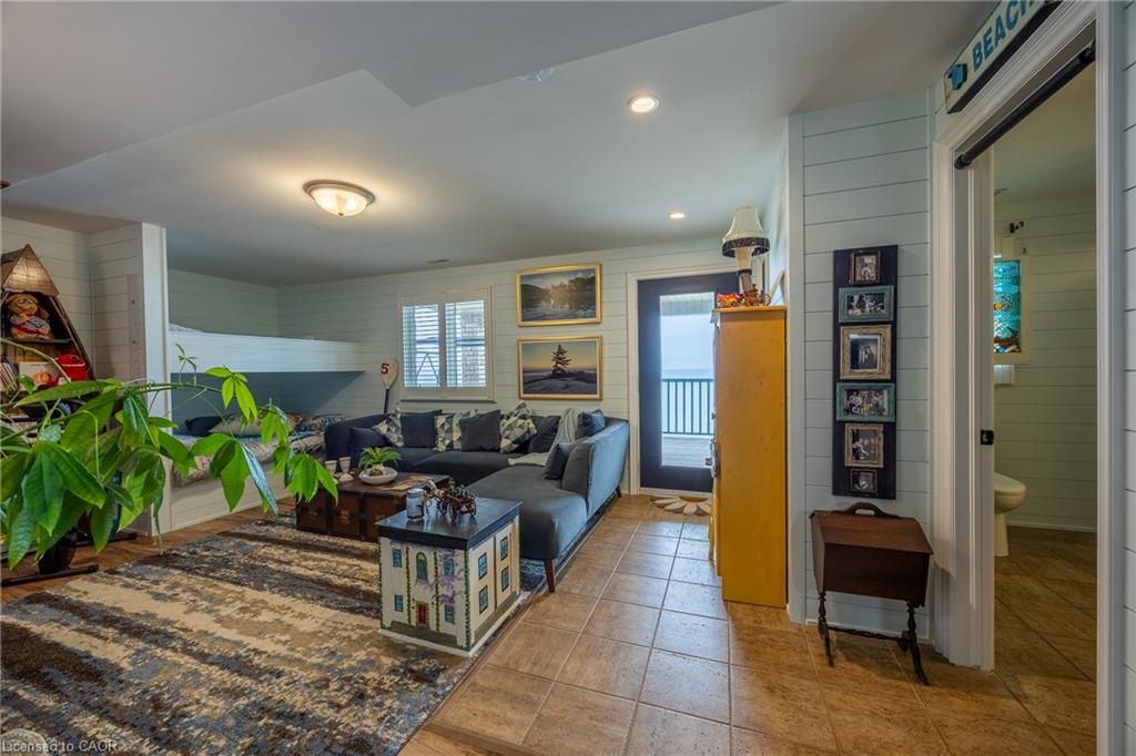 140 Brown Street Property Photo 25