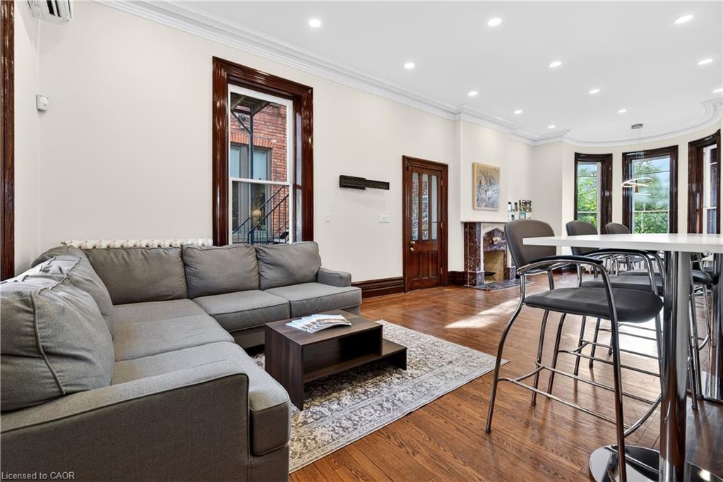 183 James Street S Property Photo 13