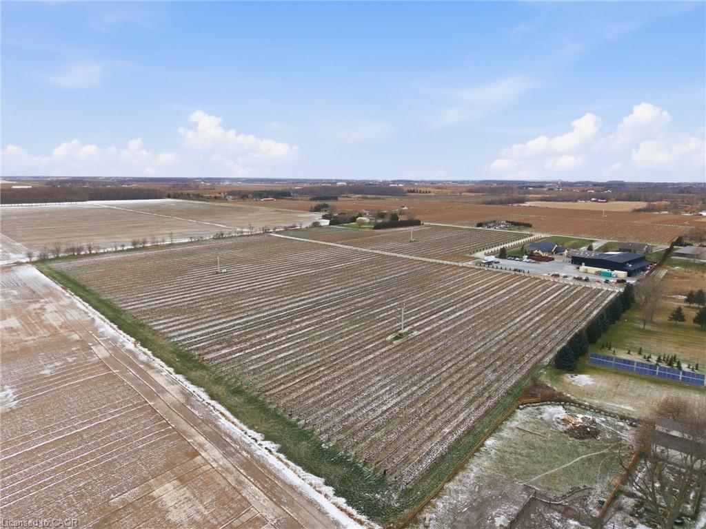 823 Line 6 Road Property Photo 1