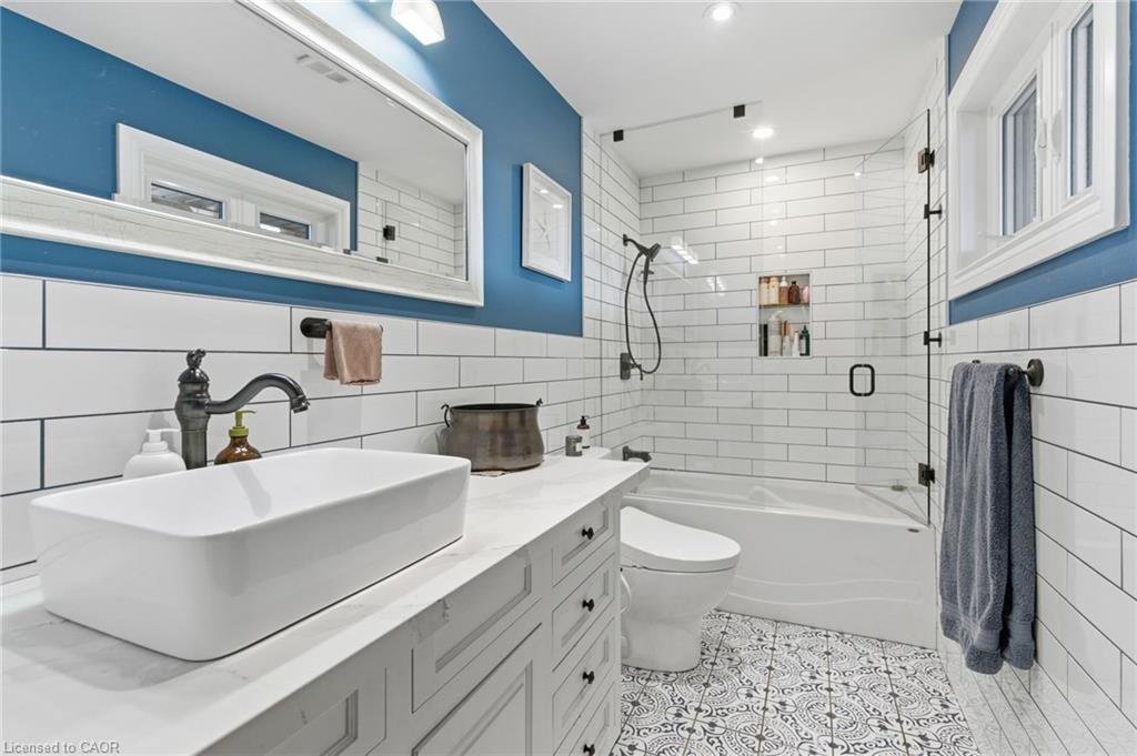 823 Line 6 Road Property Photo 39
