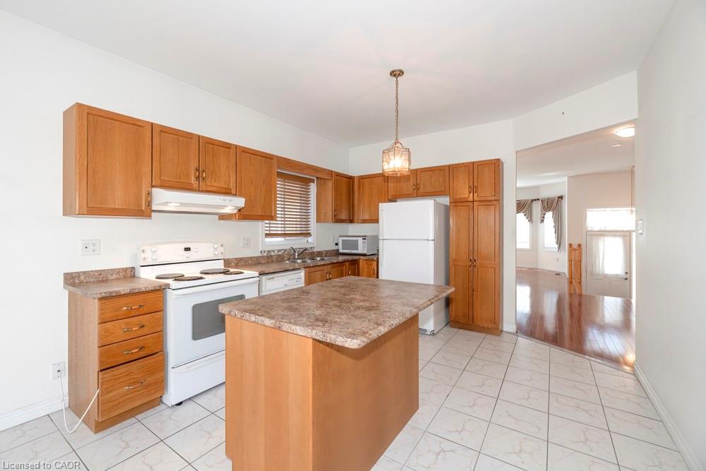 802 Coldstream Drive Property Photo 12