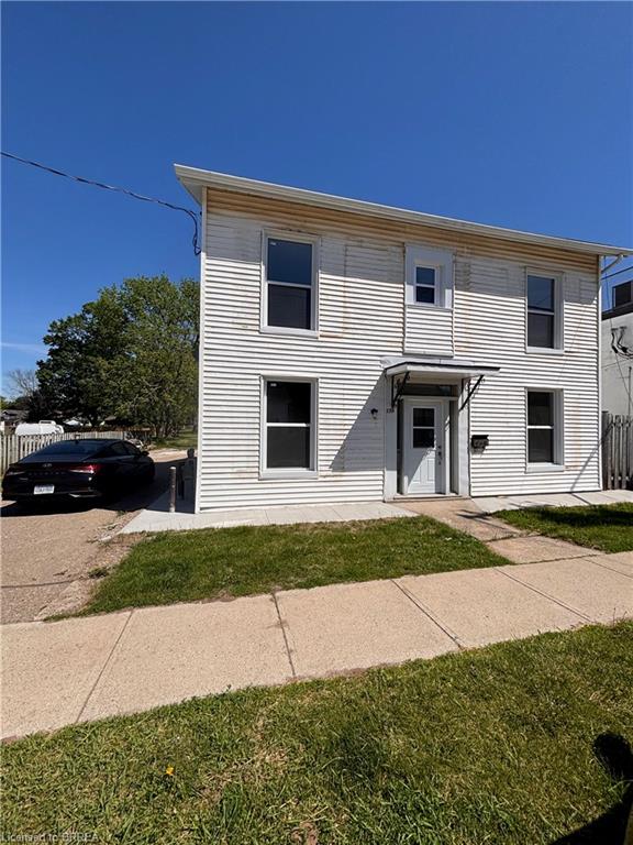 130 King Street Property Photo 1