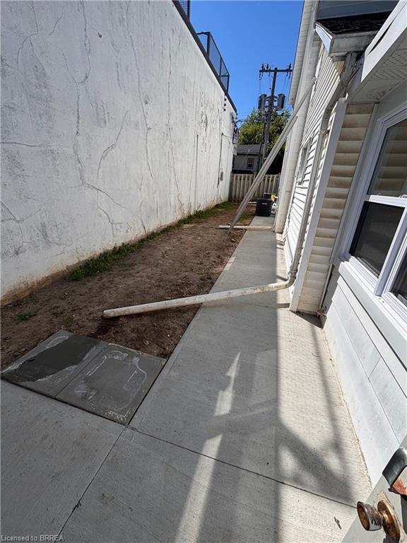 130 King Street Property Photo 14