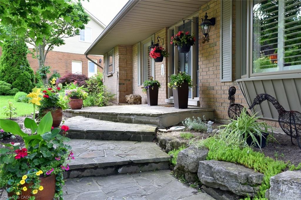 34 Howard Boulevard Property Photo 4