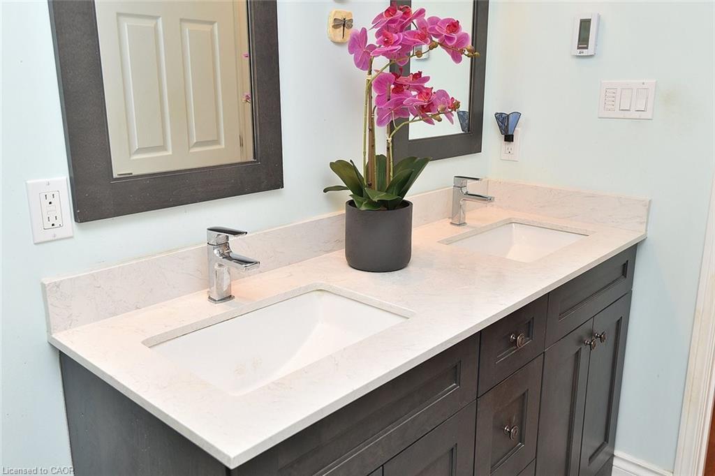 34 Howard Boulevard Property Photo 33