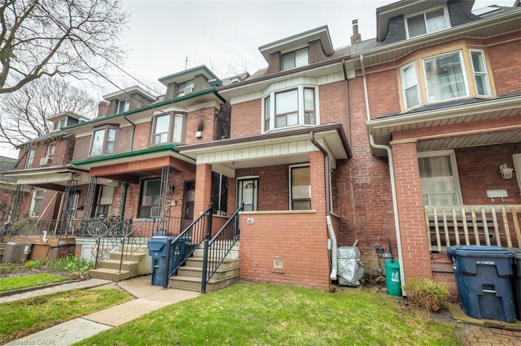 41 Springhurst Avenue Property Photo 3