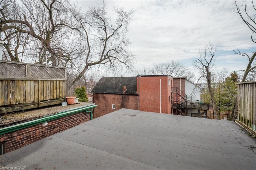 41 Springhurst Avenue Property Photo 23