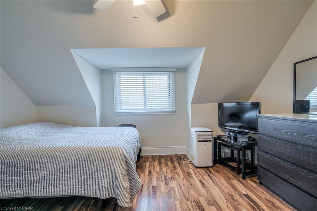 41 Springhurst Avenue Property Photo 25
