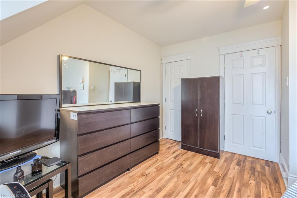 41 Springhurst Avenue Property Photo 27