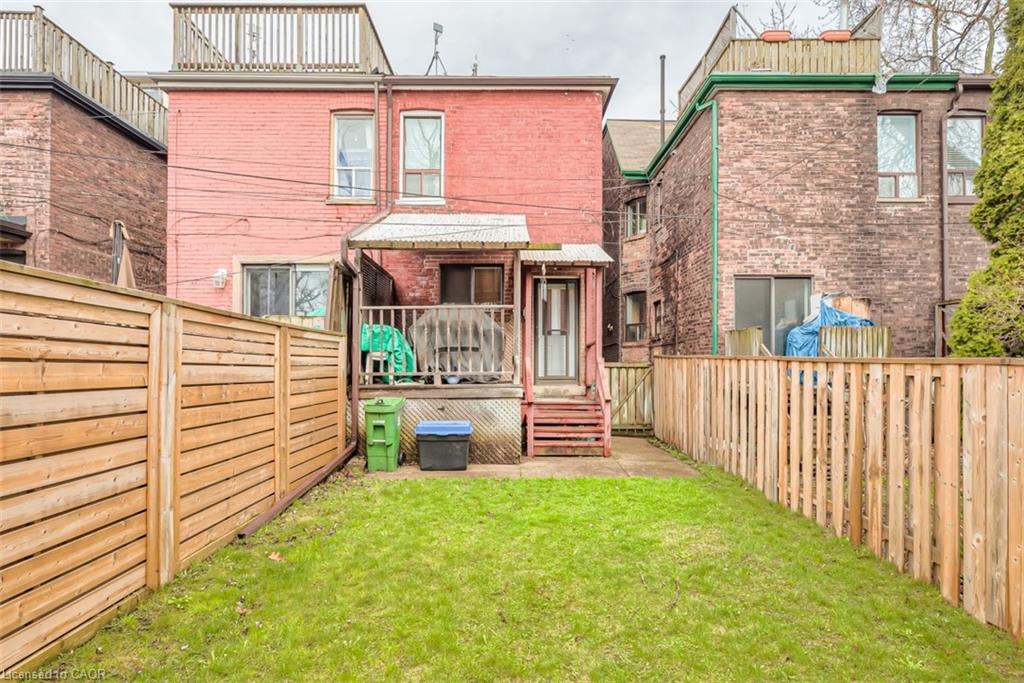 41 Springhurst Avenue Property Photo 37
