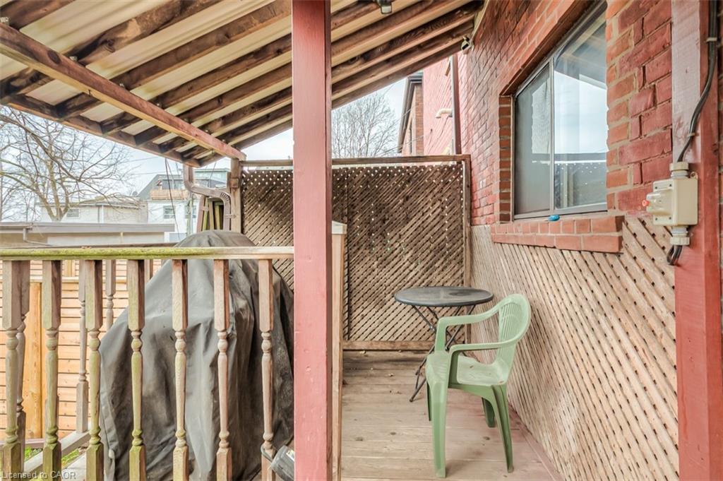 41 Springhurst Avenue Property Photo 38