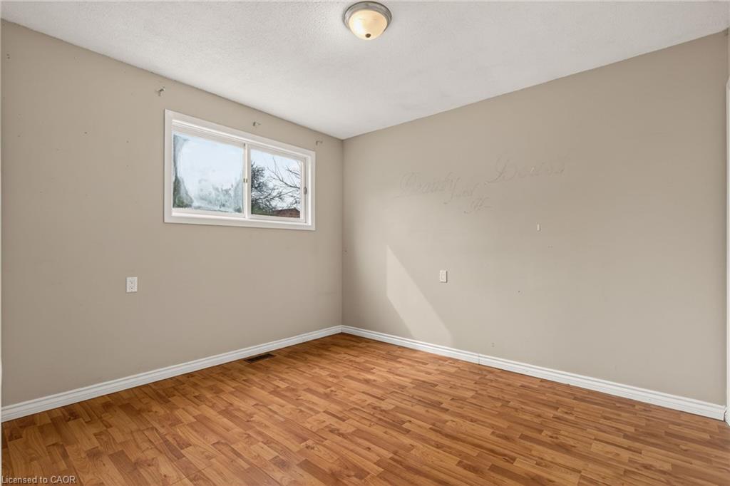 148 Huxley Avenue S Property Photo 28