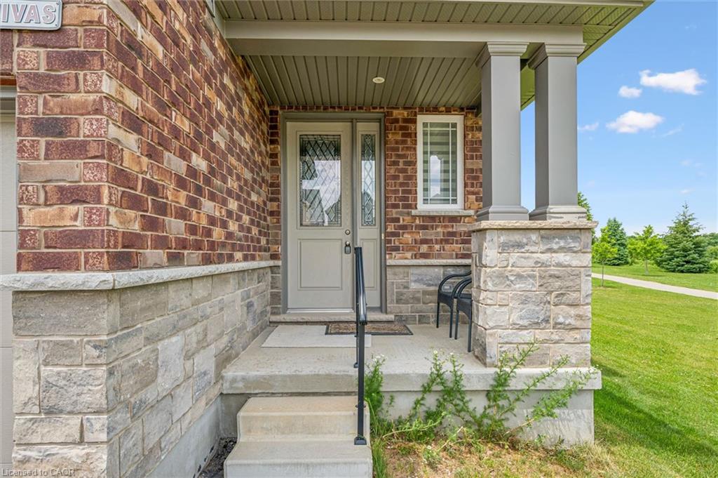 153 Rivertrail Avenue Property Photo 3