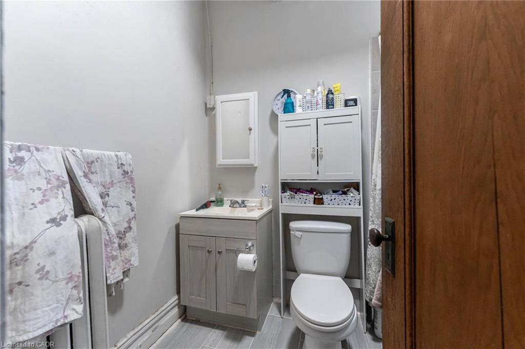 25 West Avenue S Property Photo 8