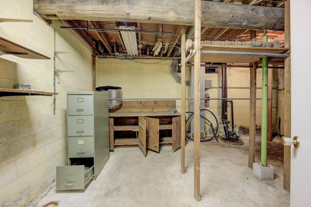 36 Norfolk Street S Property Photo 13