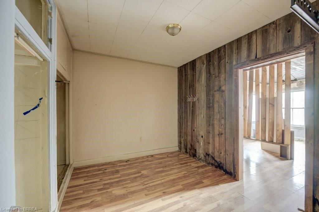 36 Norfolk Street S Property Photo 19