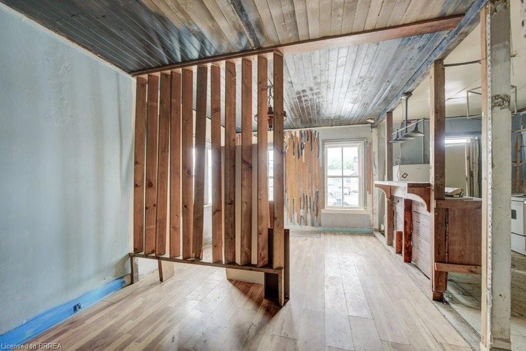36 Norfolk Street S Property Photo 21