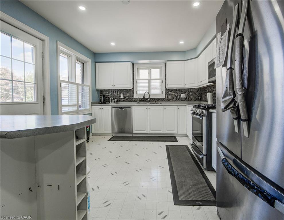 258 Saginaw Parkway Property Photo 10