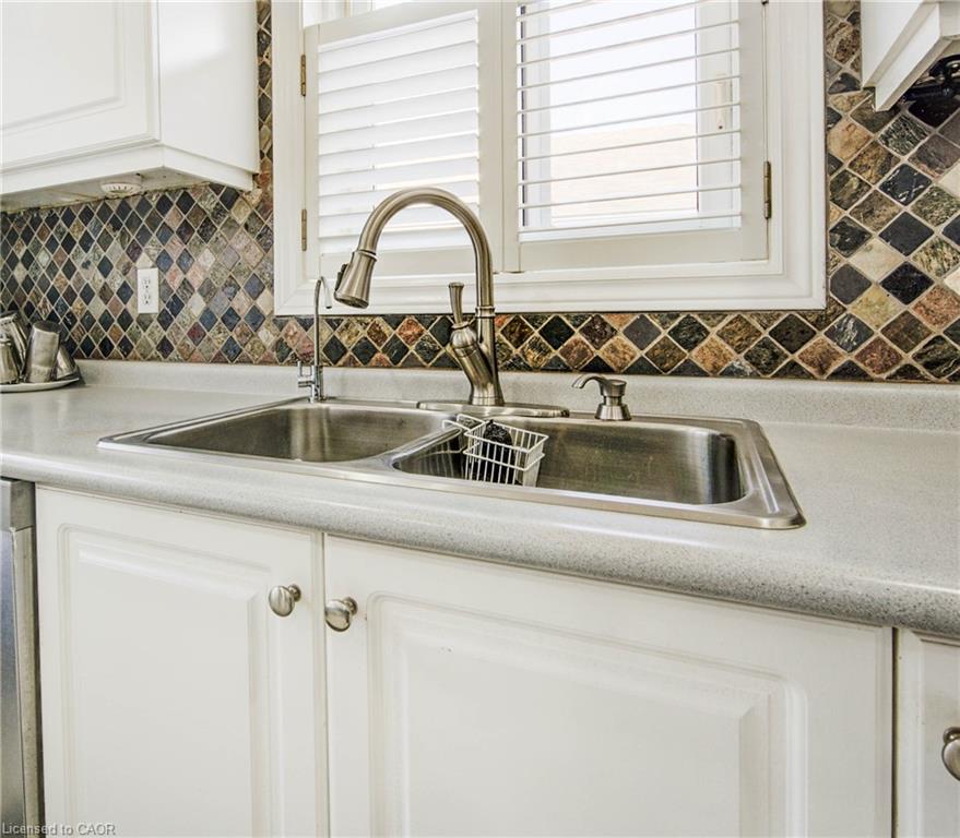 258 Saginaw Parkway Property Photo 14