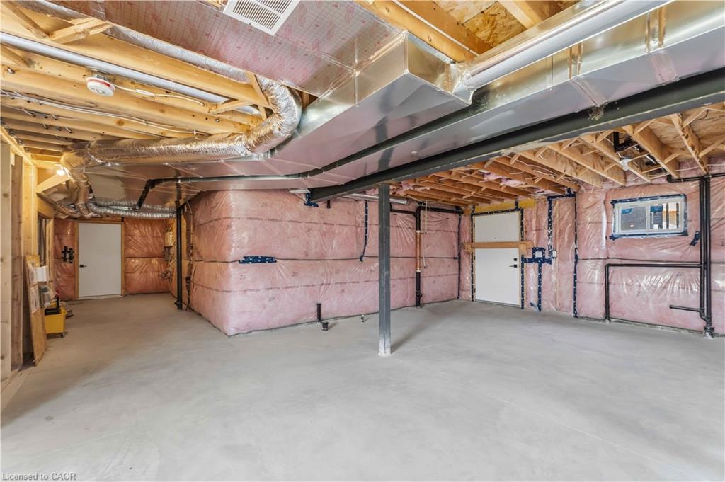 6124 Curlin Crescent Property Photo 29