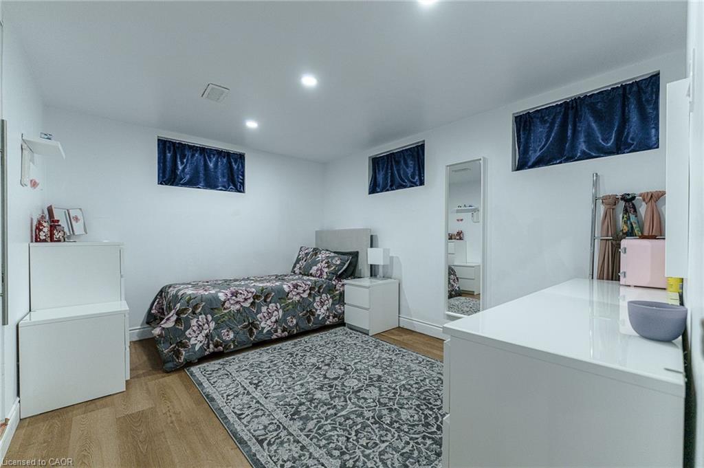 6540 Twenty Road E Property Photo 26