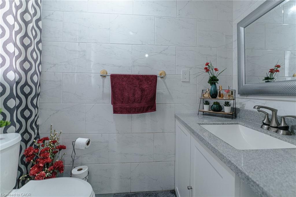 6540 Twenty Road E Property Photo 41