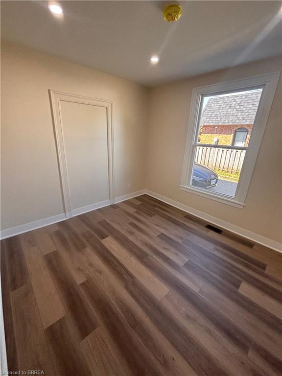 130 King Street Property Photo 3