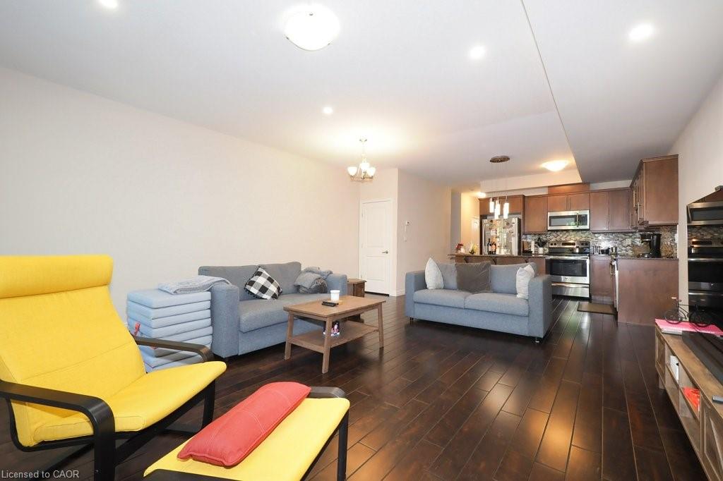 18 Robert Peel Road Property Photo 10