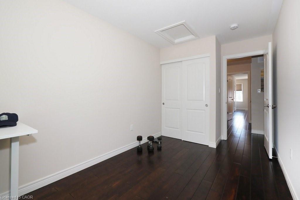 18 Robert Peel Road Property Photo 25