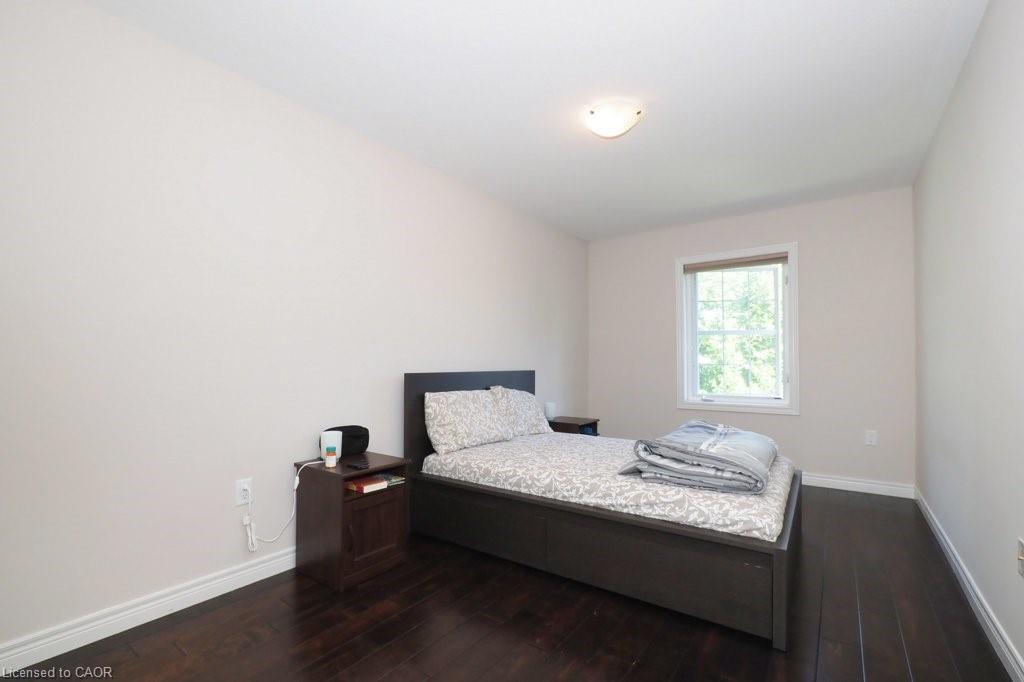 18 Robert Peel Road Property Photo 26