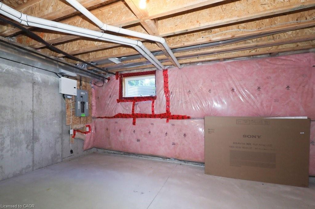 18 Robert Peel Road Property Photo 31