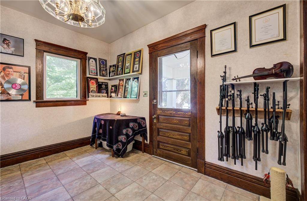 140 Shade Street Property Photo 12
