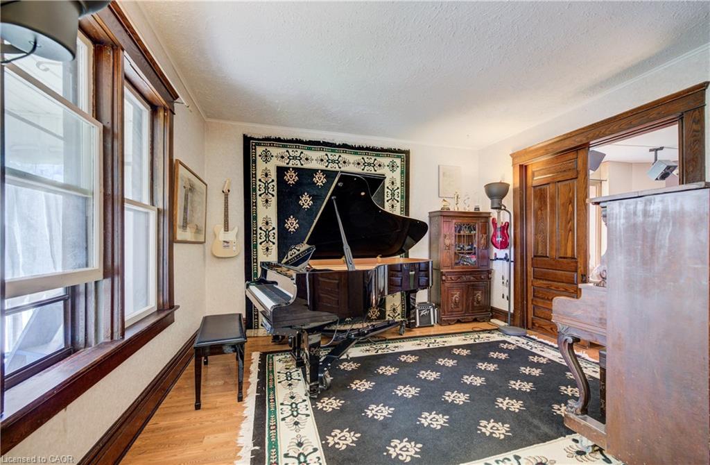 140 Shade Street Property Photo 13