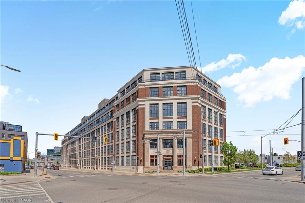 212-404 King Street W Property Photo 38