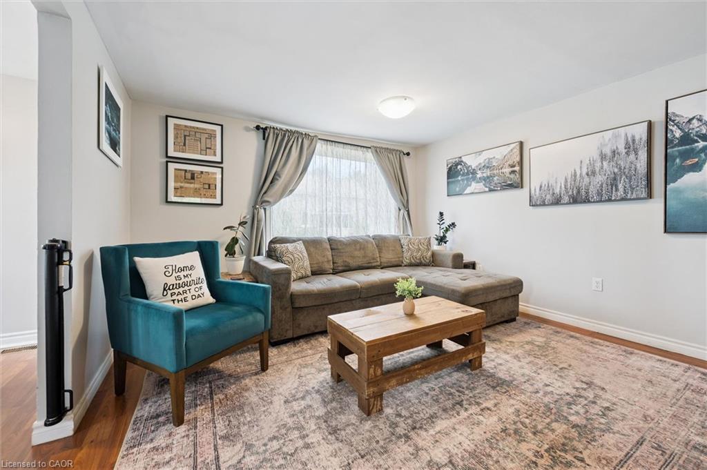250 St George Street E Property Photo 8